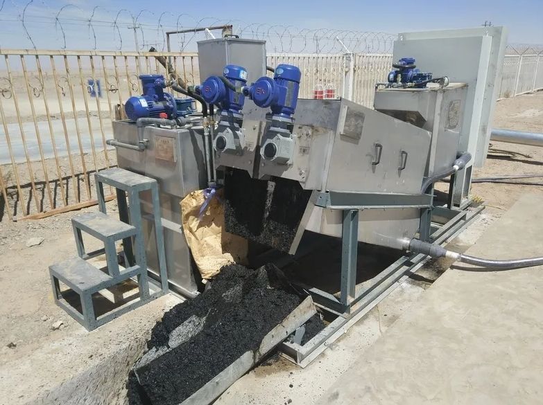 Automatic Spiral Sludge Dewatering Machine